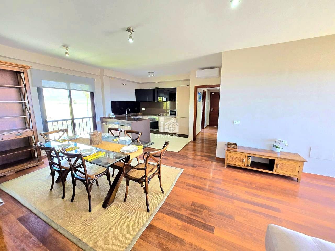 3 slaapkamer Flat te koop in Adeje - € 950.000 (Ref: 9777276)