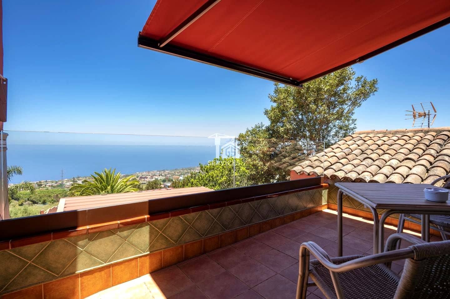 11 bedroom Villa for sale in El Rosario with pool - € 2,190,000 (Ref: 9777277)