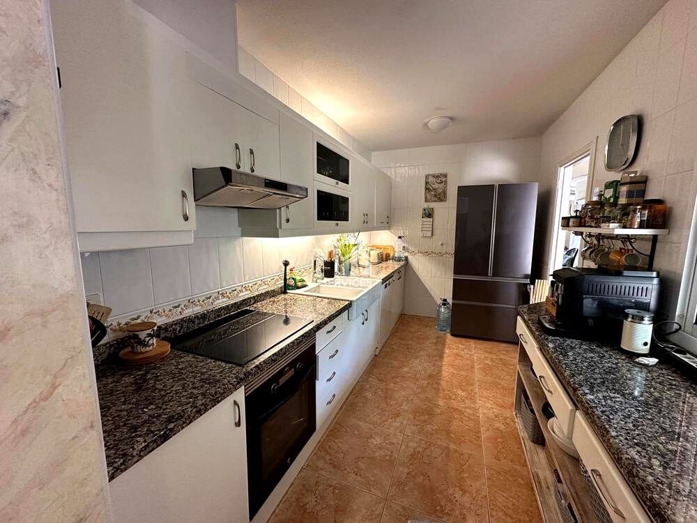 4 sovrum Villa till salu i Costa Adeje med pool - 895 000 € (Ref: 9777280)