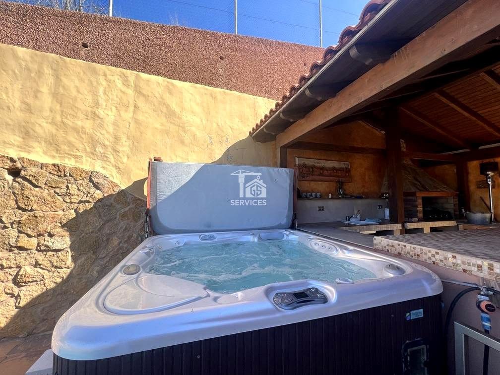 4 sovrum Villa till salu i Costa Adeje med pool - 895 000 € (Ref: 9777280)