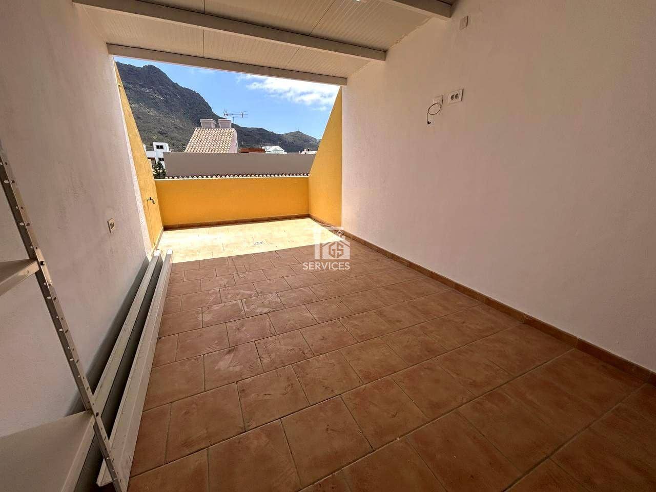 3 sypialnia Willa na sprzedaż w Arona z garażem - 290 000 € (Ref: 9778745)