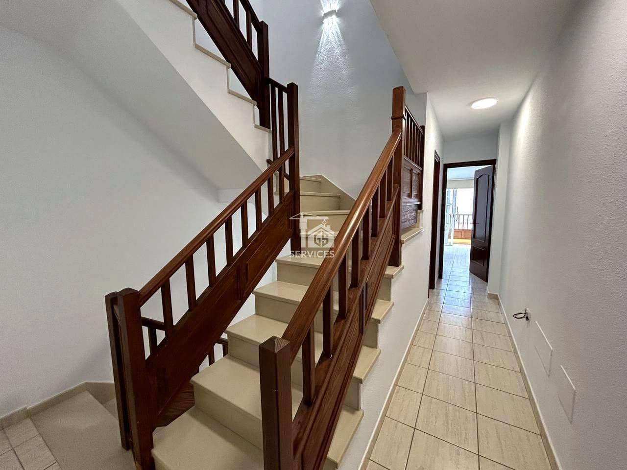 3 sypialnia Willa na sprzedaż w Arona z garażem - 290 000 € (Ref: 9778745)