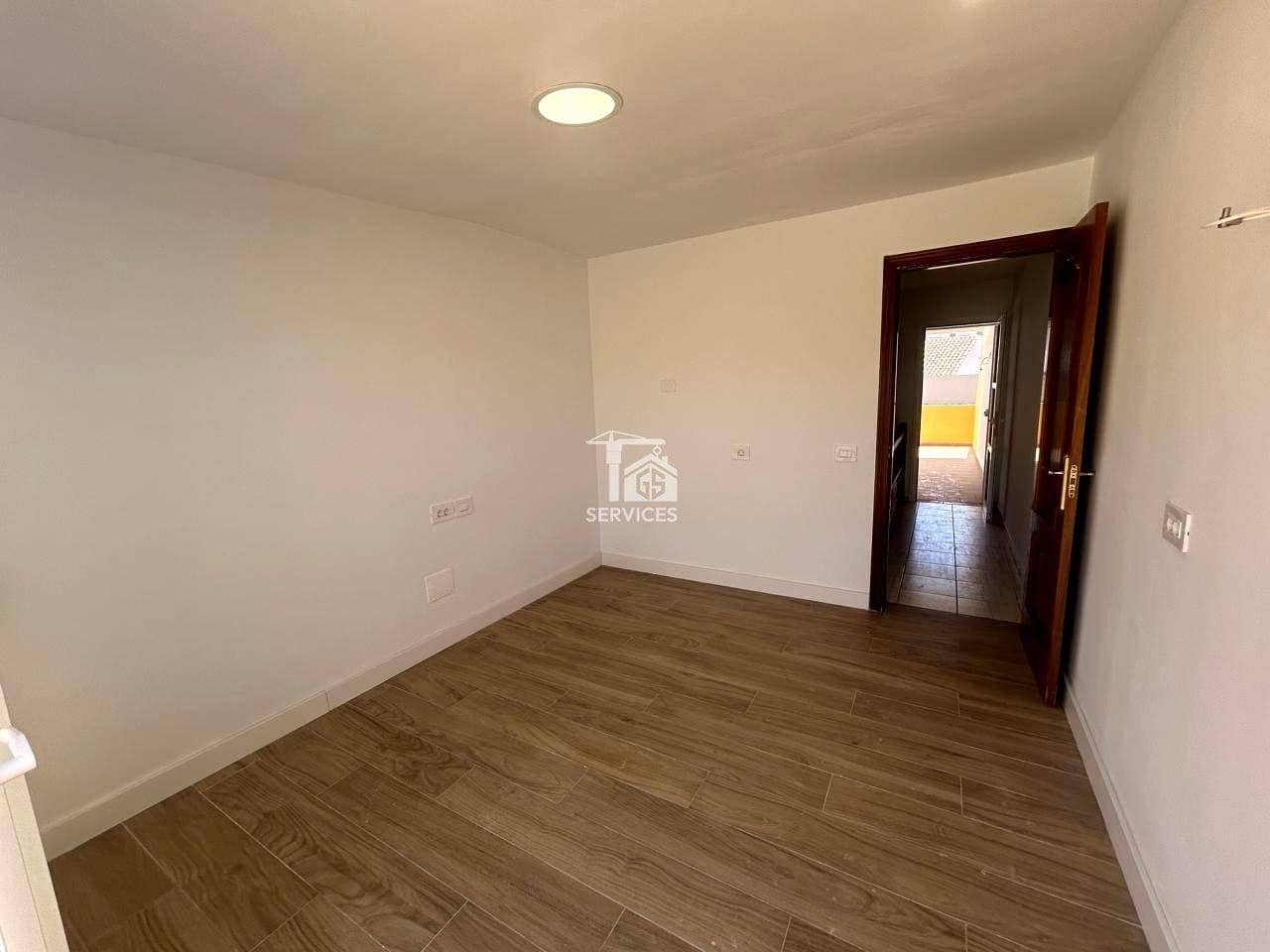 3 sypialnia Willa na sprzedaż w Arona z garażem - 290 000 € (Ref: 9778745)