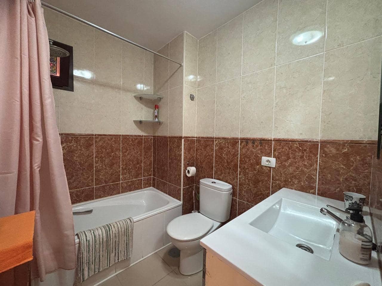 2 bedroom Flat for sale in Arona with pool garage - € 276,000 (Ref: 9778747)