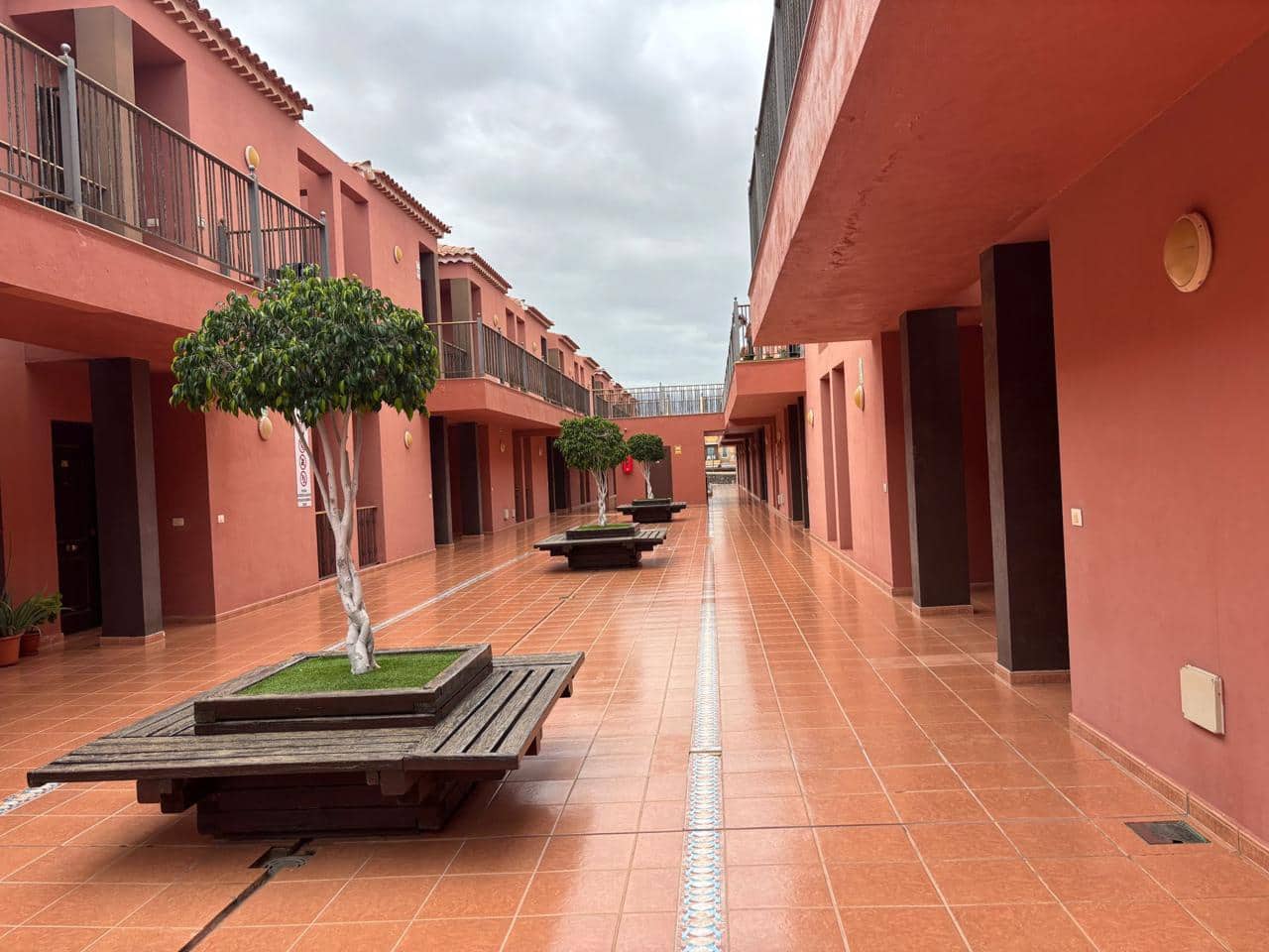 2 bedroom Flat for sale in Arona with pool garage - € 276,000 (Ref: 9778747)