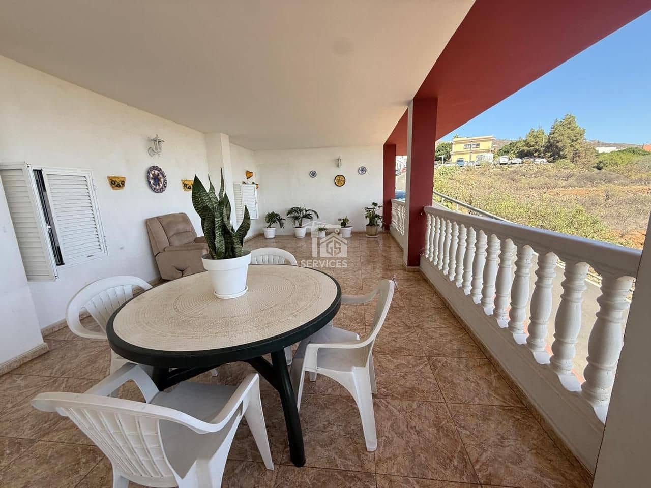 5 soverom Villa til salgs i Arona med garasje - € 249 000 (Ref: 9785061)