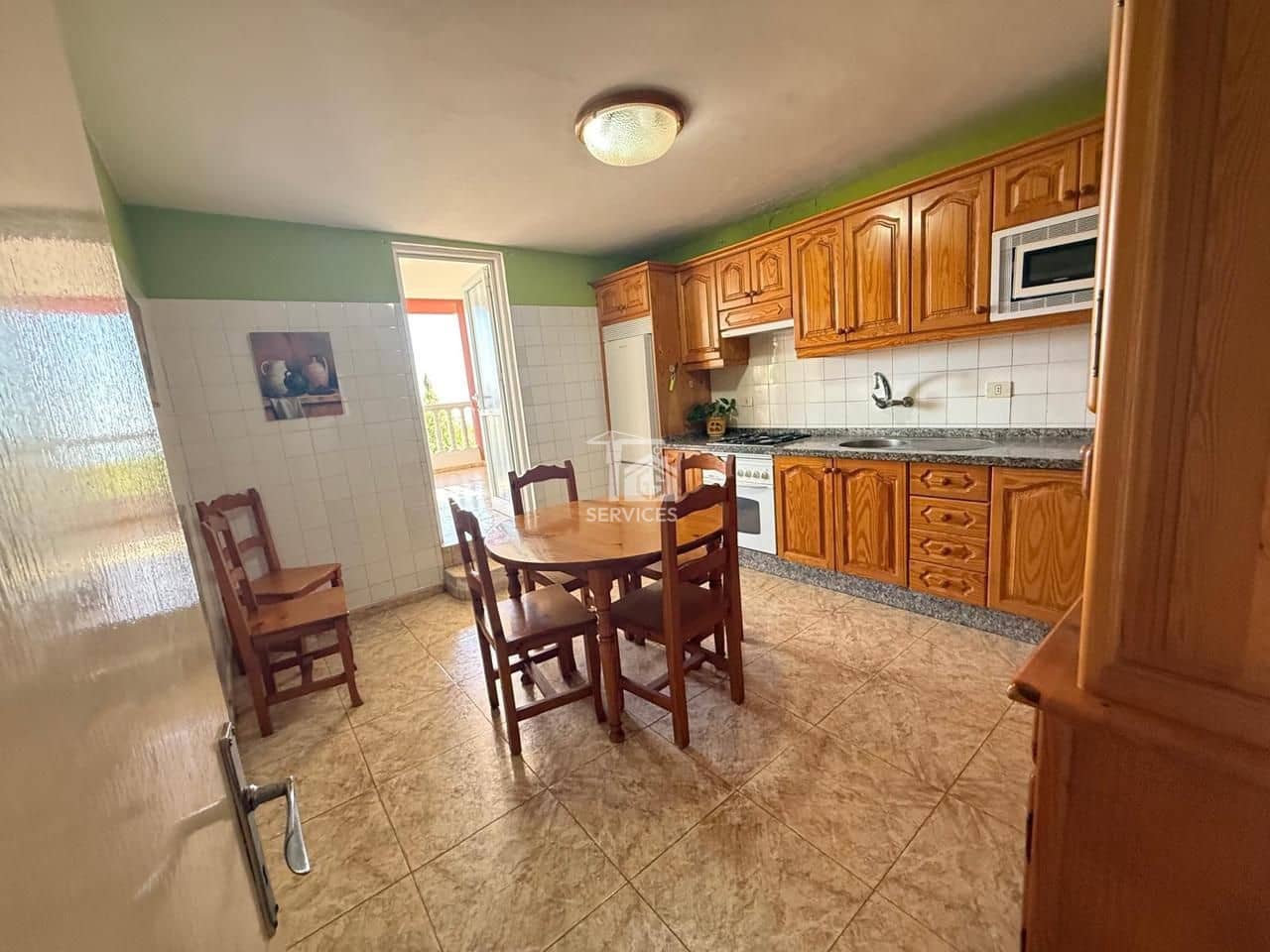 5 soverom Villa til salgs i Arona med garasje - € 249 000 (Ref: 9785061)