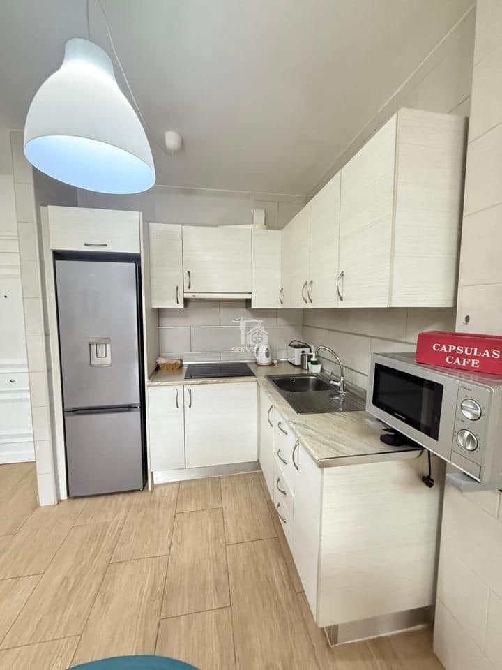 1 sovrum Lägenhet till salu i Adeje med garage - 175 000 € (Ref: 9785062)