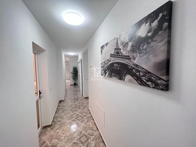 2 soverom Leilighet til salgs i Buzanada, Arona med garasje - € 219 900 (Ref: 9785063)