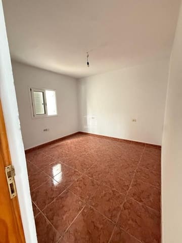 4 soverom Villa til salgs i Arona - € 279 900 (Ref: 9785064)