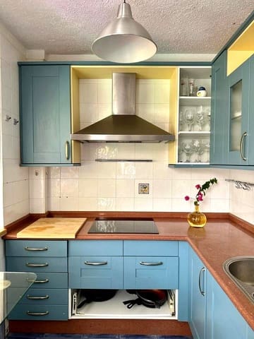 Piso de 2 habitaciones en San Eugenio Alto, Adeje en alquiler con garaje - 2.000 € (Ref: 9789889)