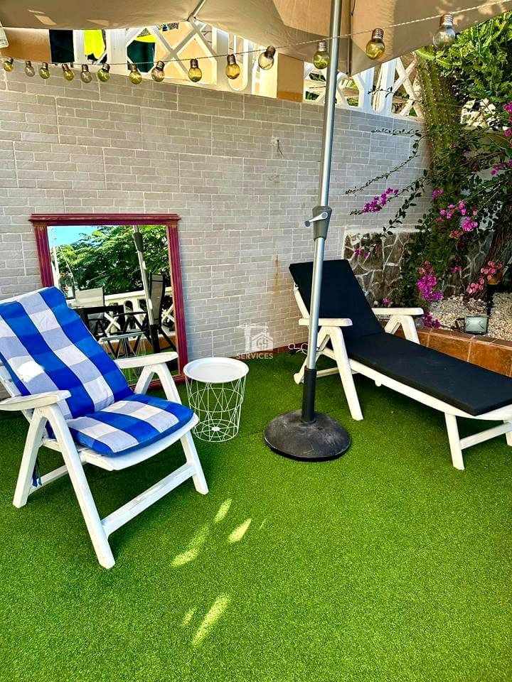 Piso de 2 habitaciones en Costa Adeje en alquiler con garaje - 2.000 € (Ref: 9789889)