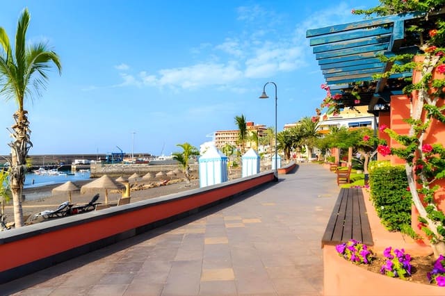 1 sovrum Företag till salu i Playa San Juan, Guía de Isora med garage - 895 000 € (Ref: 9802891)