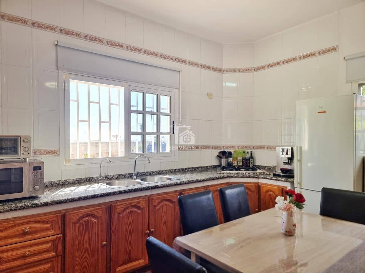 3 sovrum Villa till salu i Arafo med pool garage - 585 000 € (Ref: 9805468)