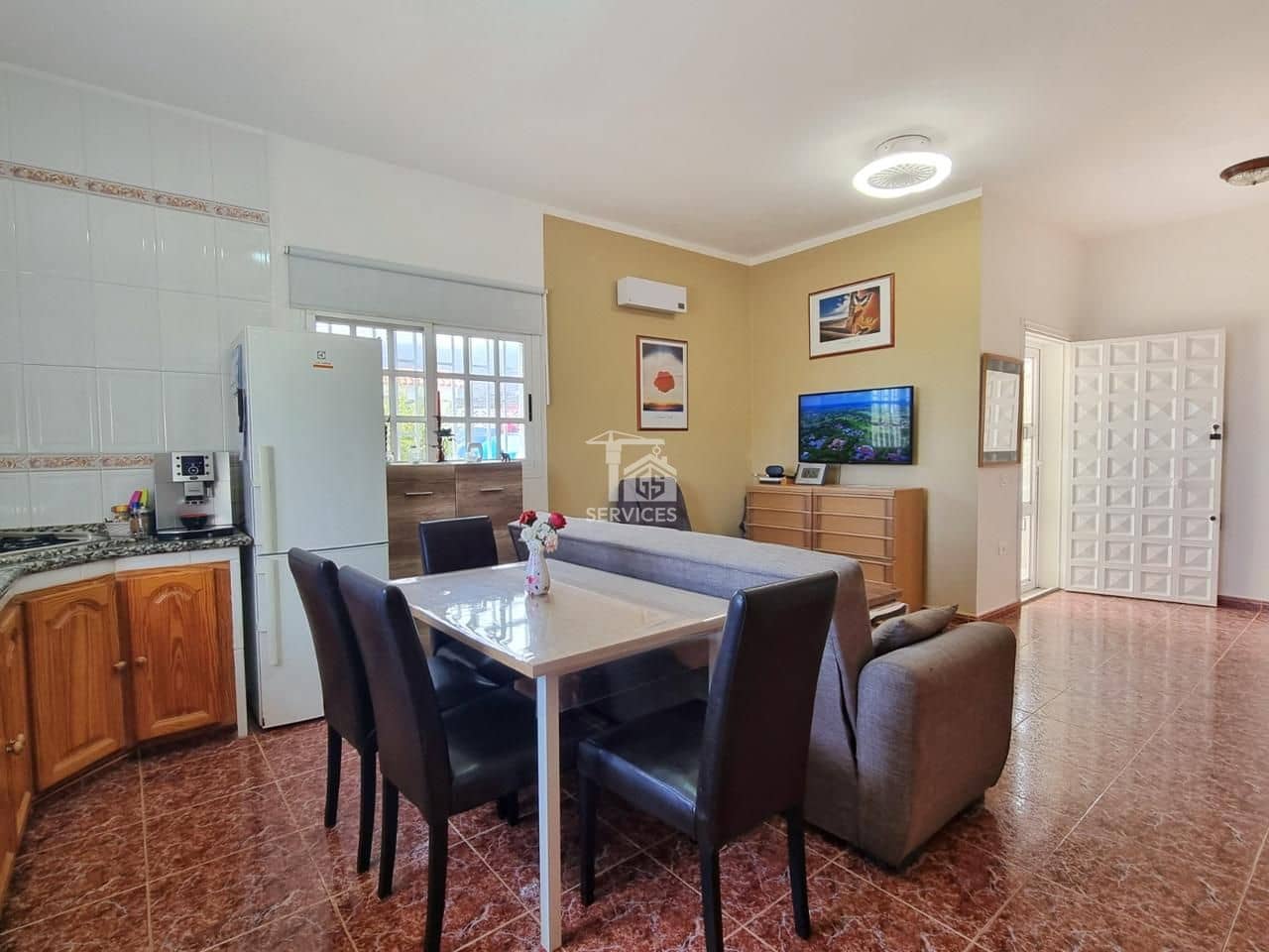 3 sovrum Villa till salu i Arafo med pool garage - 585 000 € (Ref: 9805468)