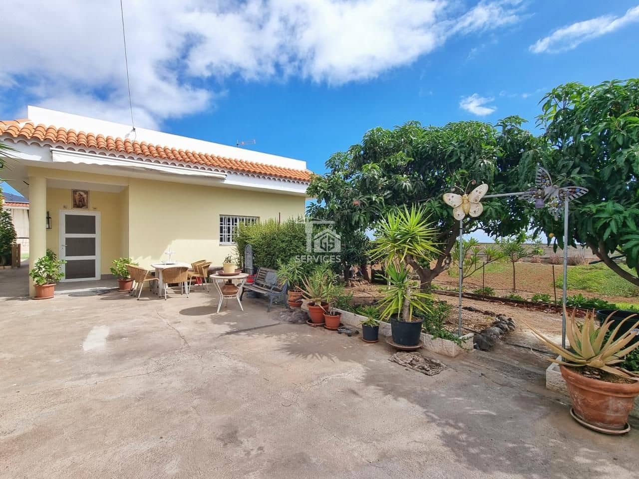 3 sovrum Villa till salu i Arafo med pool garage - 585 000 € (Ref: 9805468)