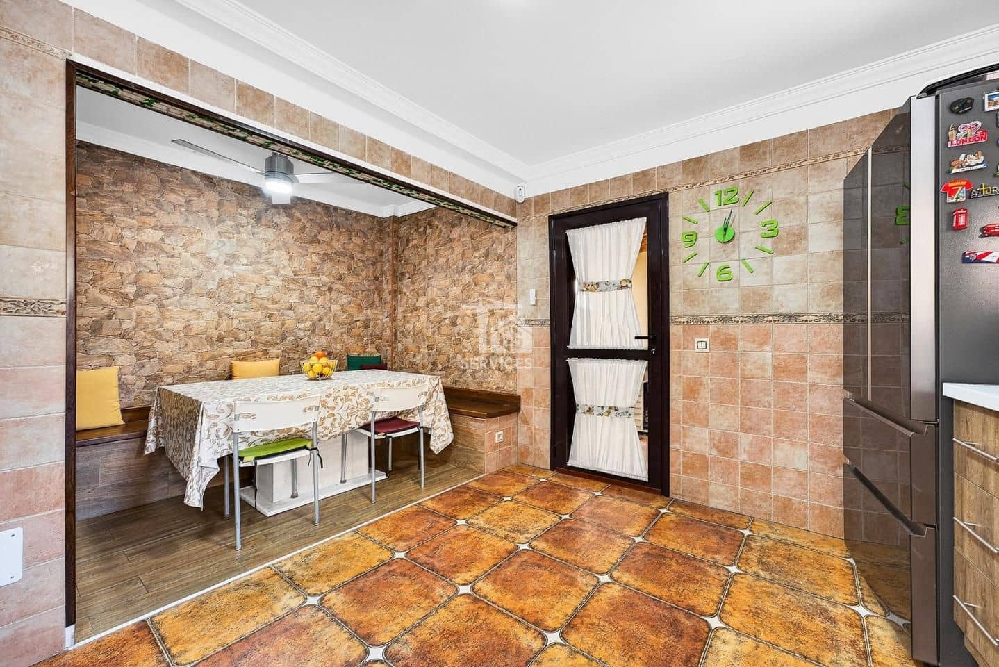 4 soveværelse Villa til salg i Guimar med garage - € 425.000 (Ref: 9805469)