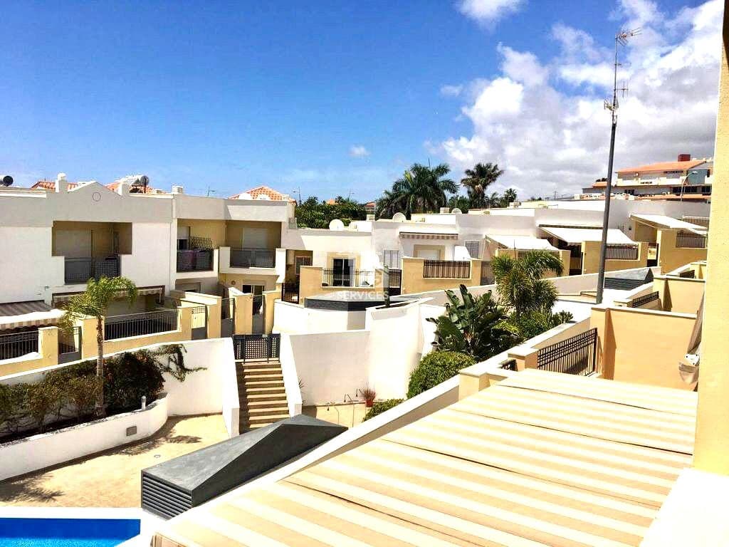 4 Zimmer Villa zu verkaufen in Costa Adeje mit Pool Garage - 549.000 € (Ref: 9805470)