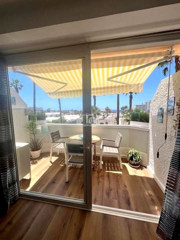 1 bedroom Flat for sale in Playa de las Americas, Arona with pool garage - € 290,000 (Ref: 9805472)