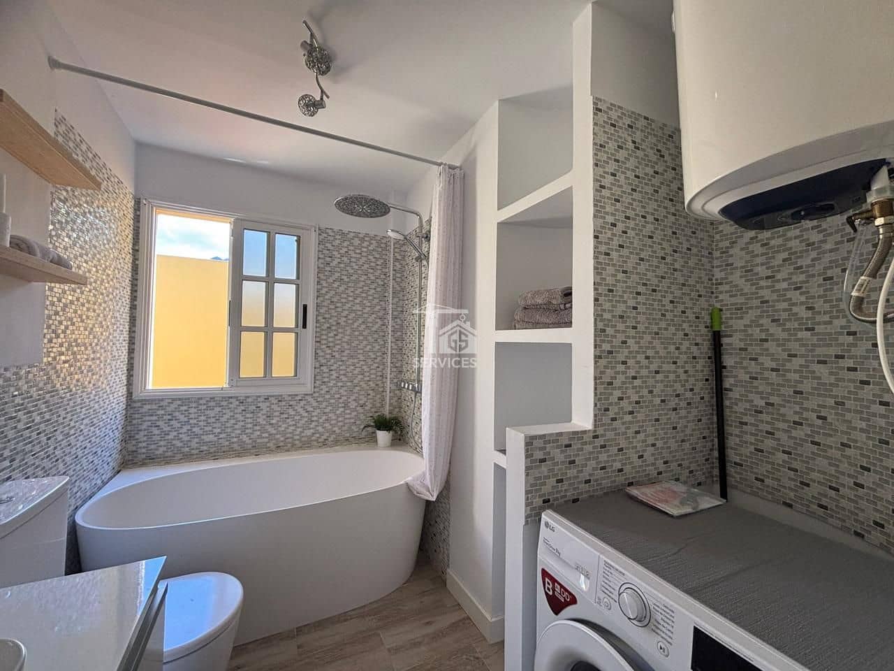 Piso de 1 habitación en Adeje en venta con garaje - 370.000 € (Ref: 9815059)