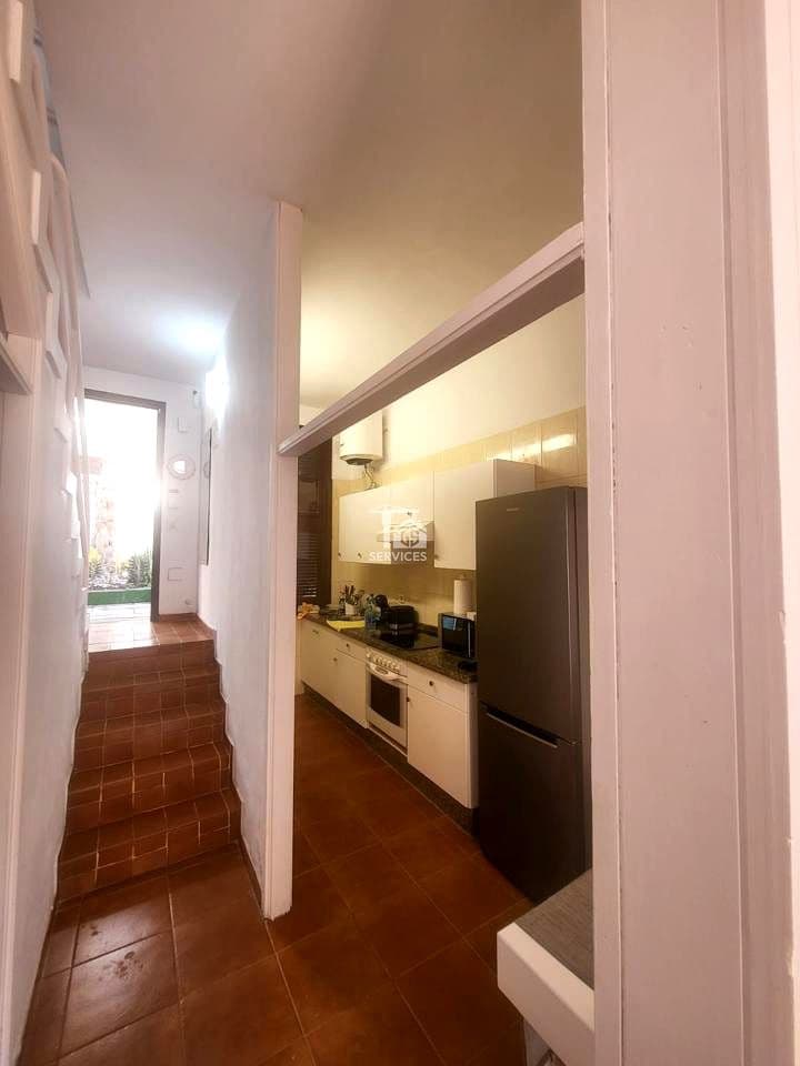 2 slaapkamer Villa te koop in Arona met zwembad garage - € 350.000 (Ref: 9816424)