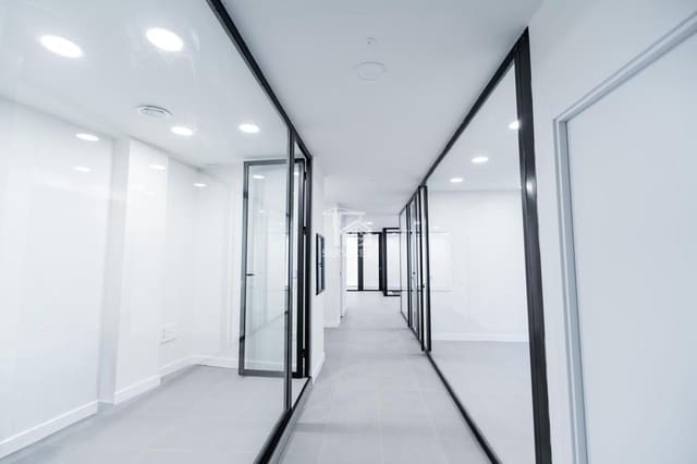 10 sypialnia Biznes na sprzedaż w Zona Centro, Santa Cruz de Tenerife - 450 000 € (Ref: 9819254)