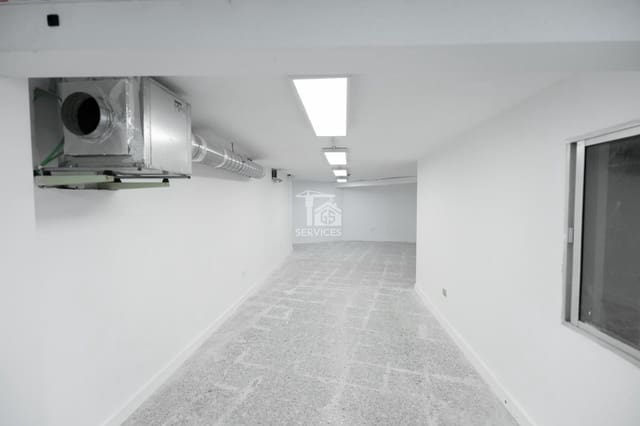 Negocio de 10 habitaciones en El Cabo, Santa Cruz de Tenerife en alquiler - 3.000 € (Ref: 9819255)