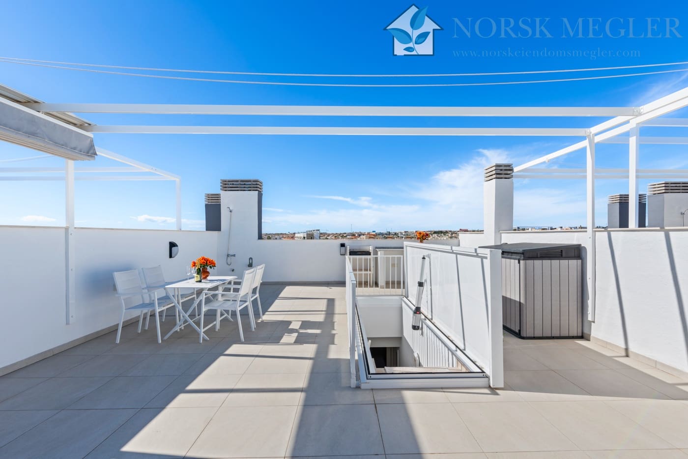 2 soveværelse Penthouse til salg i Playa Flamenca med swimmingpool garage - € 519.000 (Ref: 10004612)