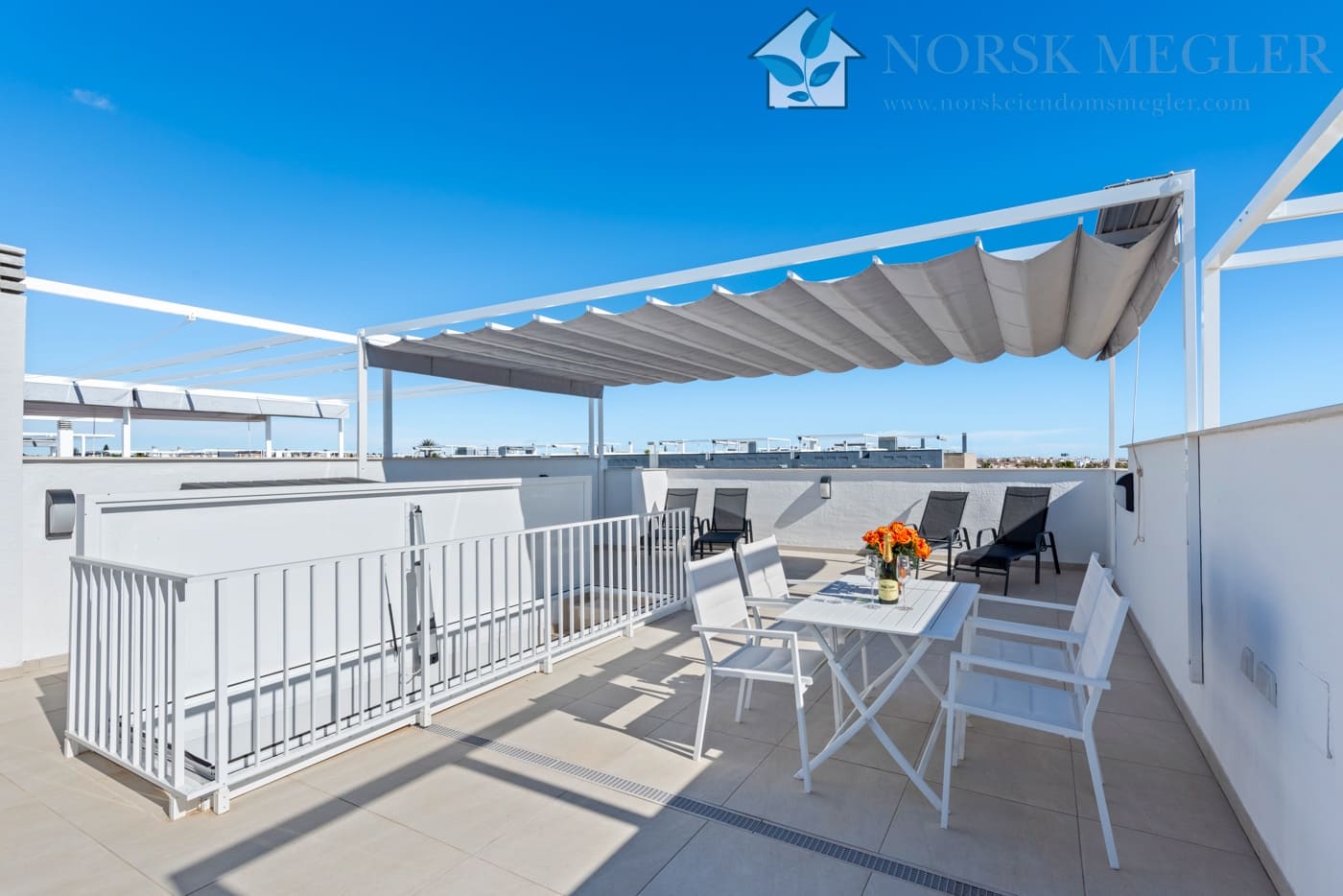 2 soveværelse Penthouse til salg i Playa Flamenca med swimmingpool garage - € 519.000 (Ref: 10004612)