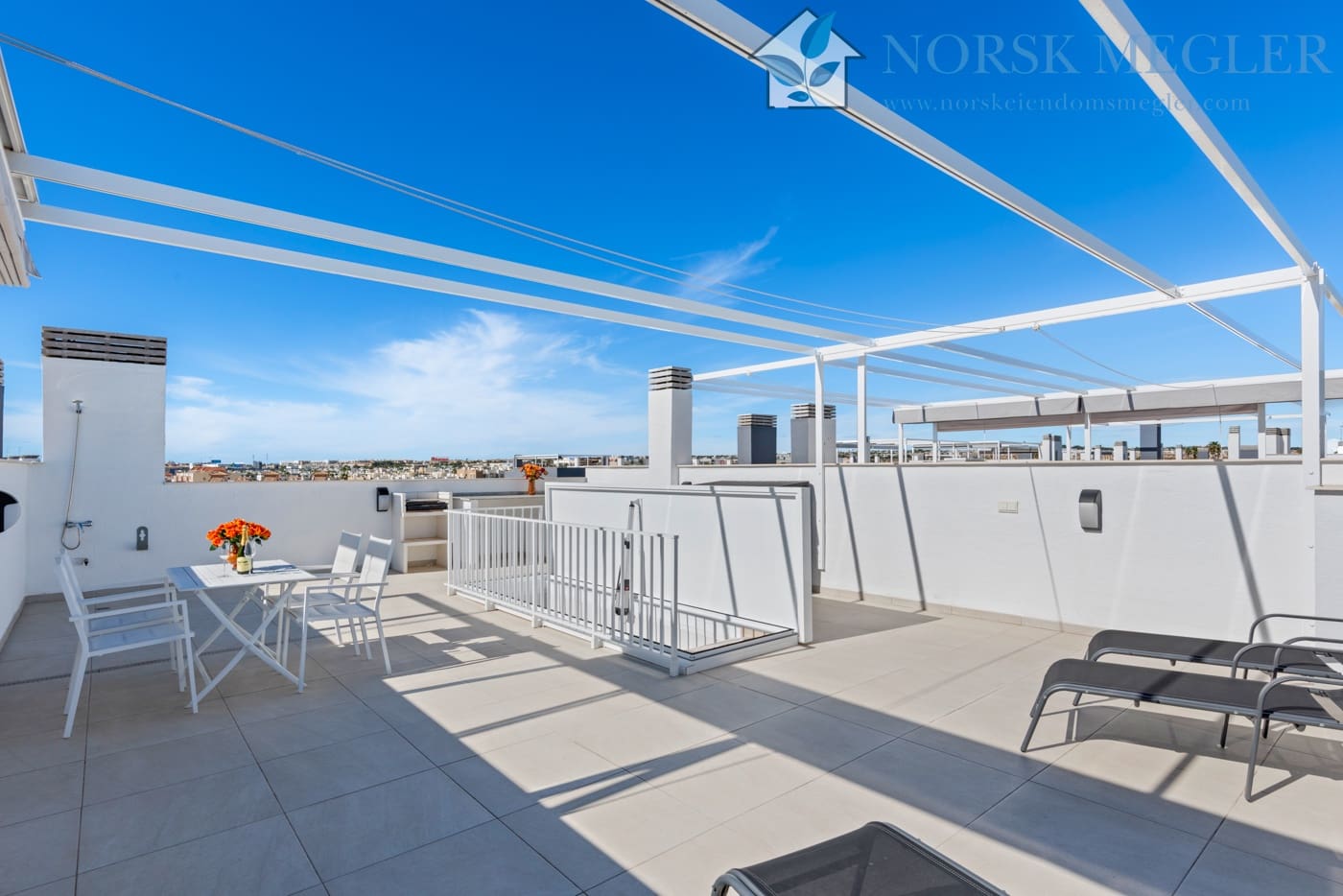 2 soveværelse Penthouse til salg i Playa Flamenca med swimmingpool garage - € 519.000 (Ref: 10004612)