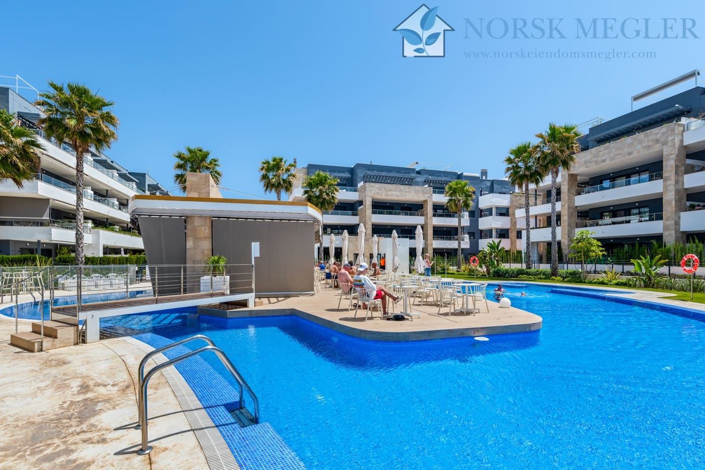 2 soveværelse Penthouse til salg i Playa Flamenca med swimmingpool garage - € 519.000 (Ref: 10004612)