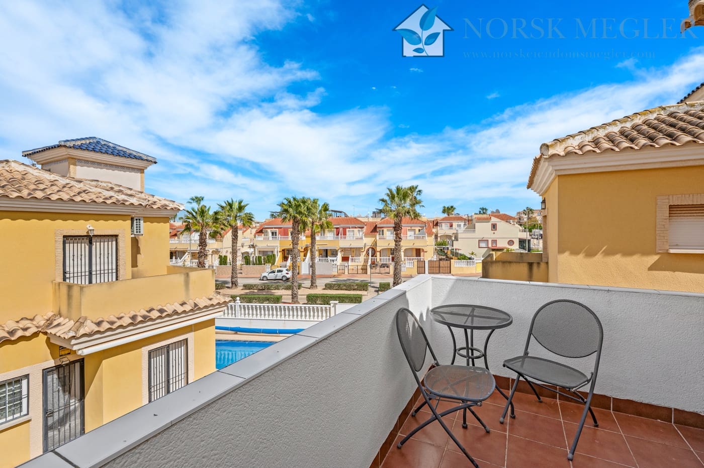 3 bedroom Villa for sale in Lo Crispin with pool garage - € 295,000 (Ref: 10004613)