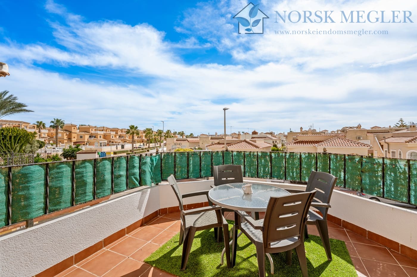3 bedroom Villa for sale in Lo Crispin with pool garage - € 295,000 (Ref: 10004613)