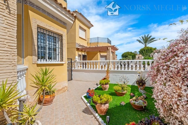 3 bedroom Villa for sale in Lo Crispin, Algorfa with pool garage - € 295,000 (Ref: 10004613)