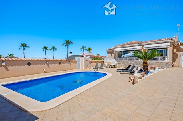 3 slaapkamer Villa te koop in Ciudad Quesada, Rojales met zwembad garage - € 559.000 (Ref: 10004614)