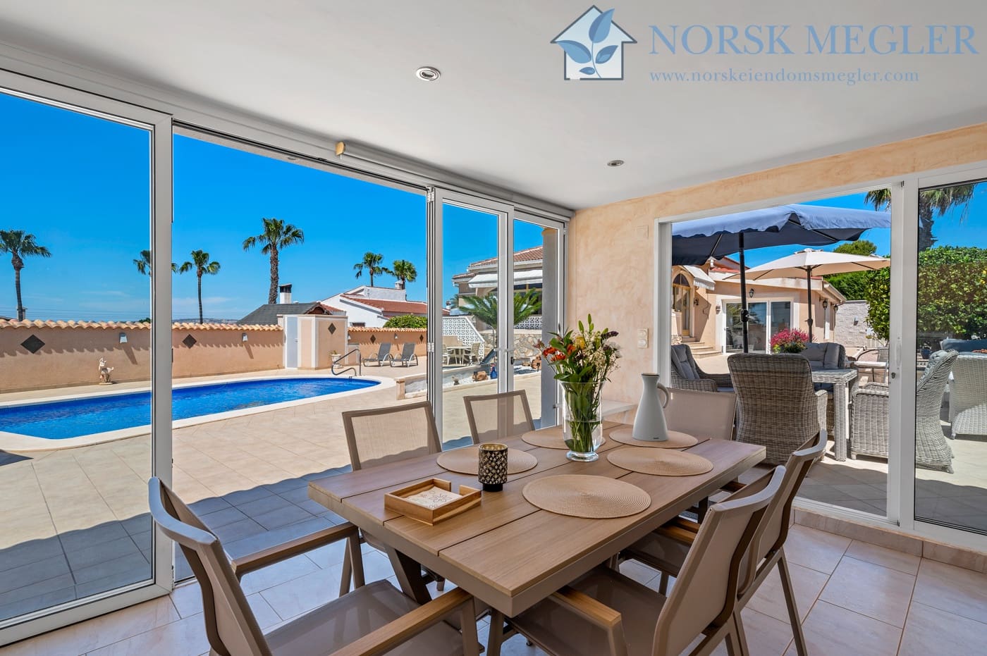 3 slaapkamer Villa te koop in Ciudad Quesada met zwembad garage - € 559.000 (Ref: 10004614)