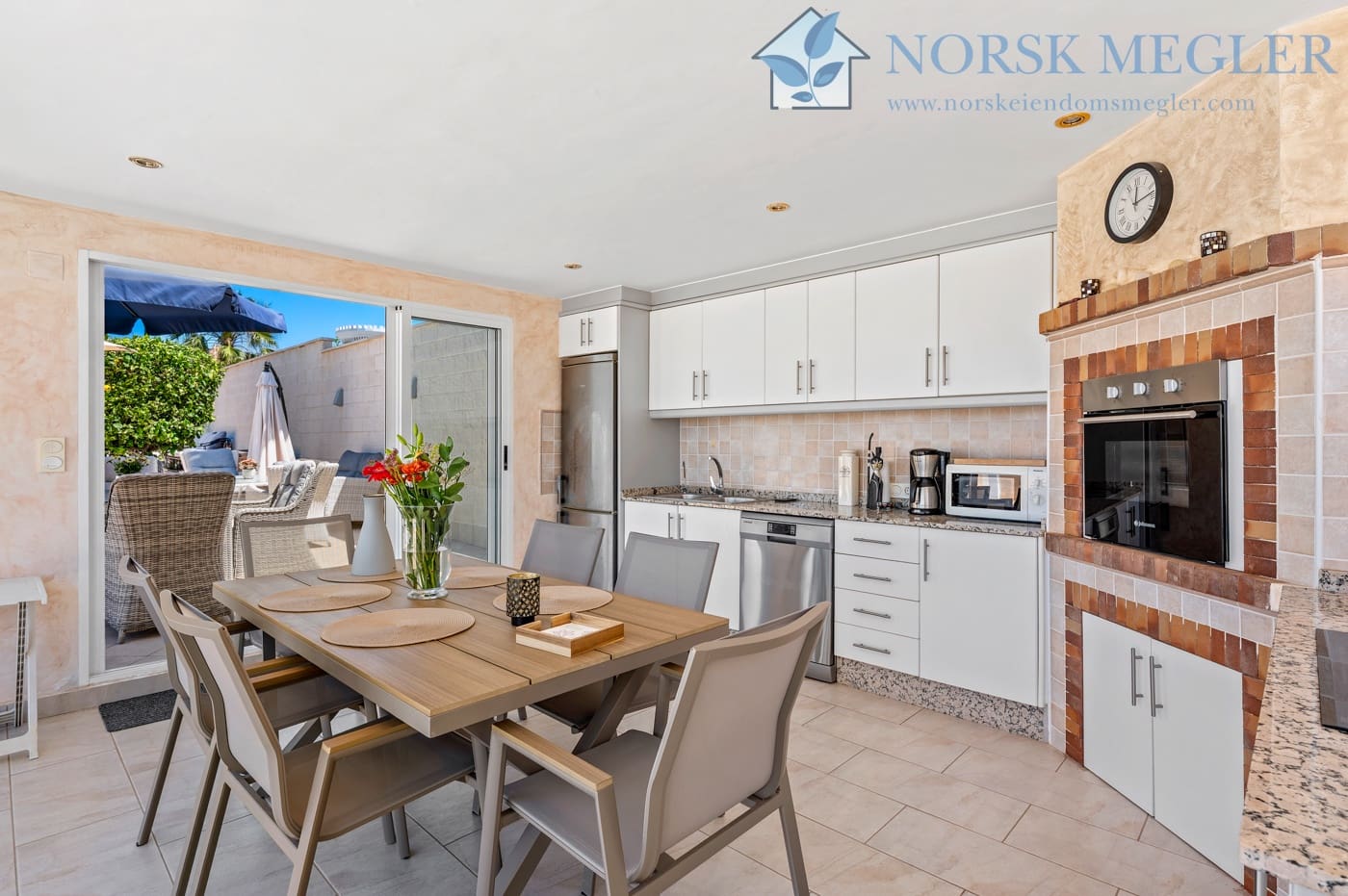 3 slaapkamer Villa te koop in Ciudad Quesada met zwembad garage - € 559.000 (Ref: 10004614)
