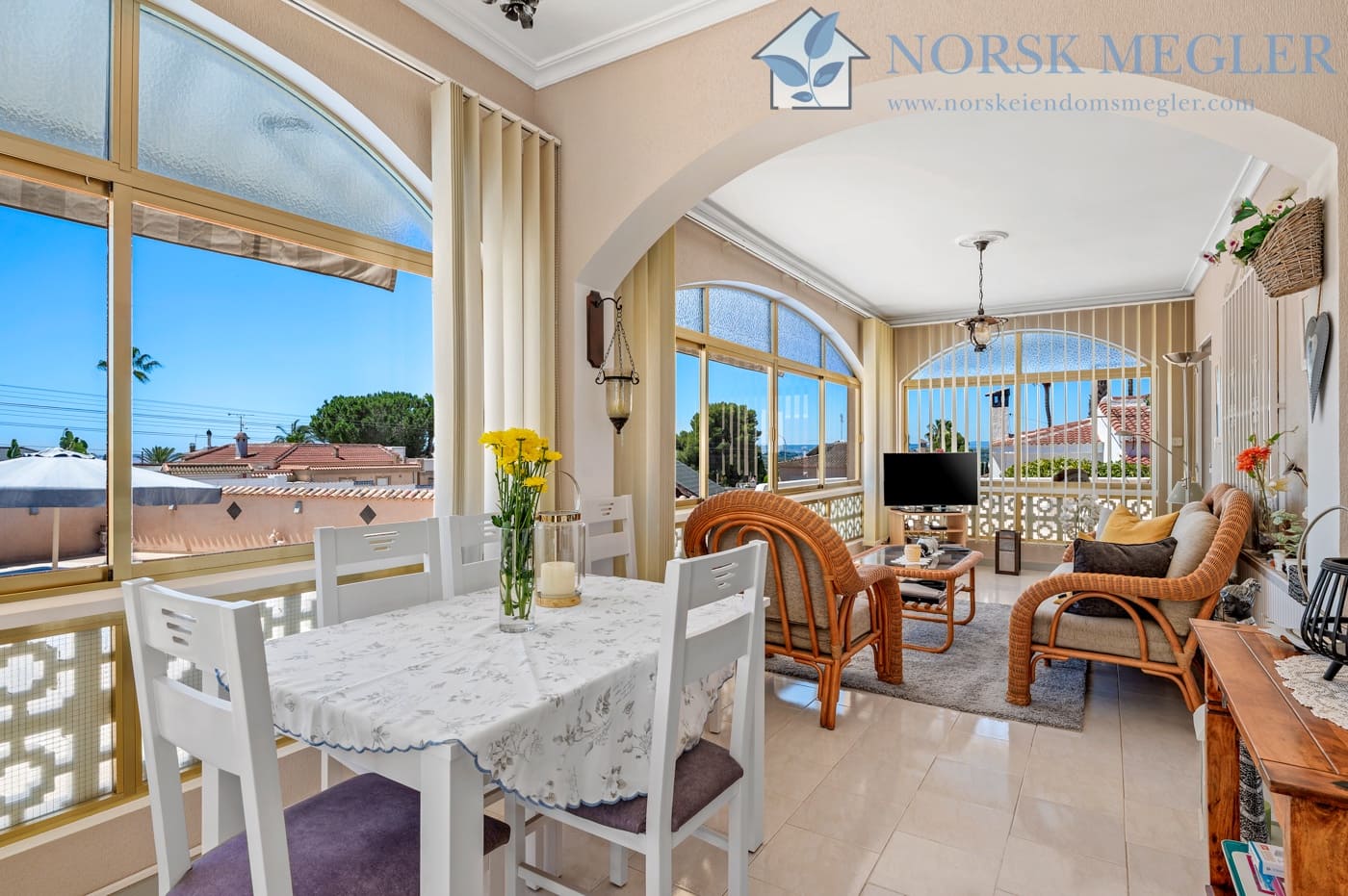 3 slaapkamer Villa te koop in Ciudad Quesada met zwembad garage - € 559.000 (Ref: 10004614)
