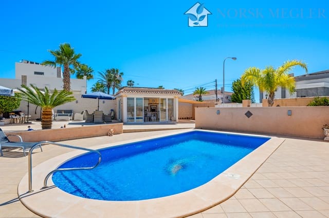 3 slaapkamer Villa te koop in Ciudad Quesada, Rojales met zwembad garage - € 559.000 (Ref: 10004614)