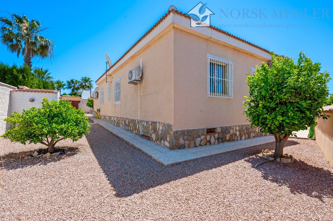 3 slaapkamer Villa te koop in Ciudad Quesada met zwembad garage - € 559.000 (Ref: 10004614)