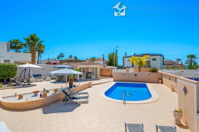 3 slaapkamer Villa te koop in Rojales met zwembad garage - € 559.000 (Ref: 10004614)