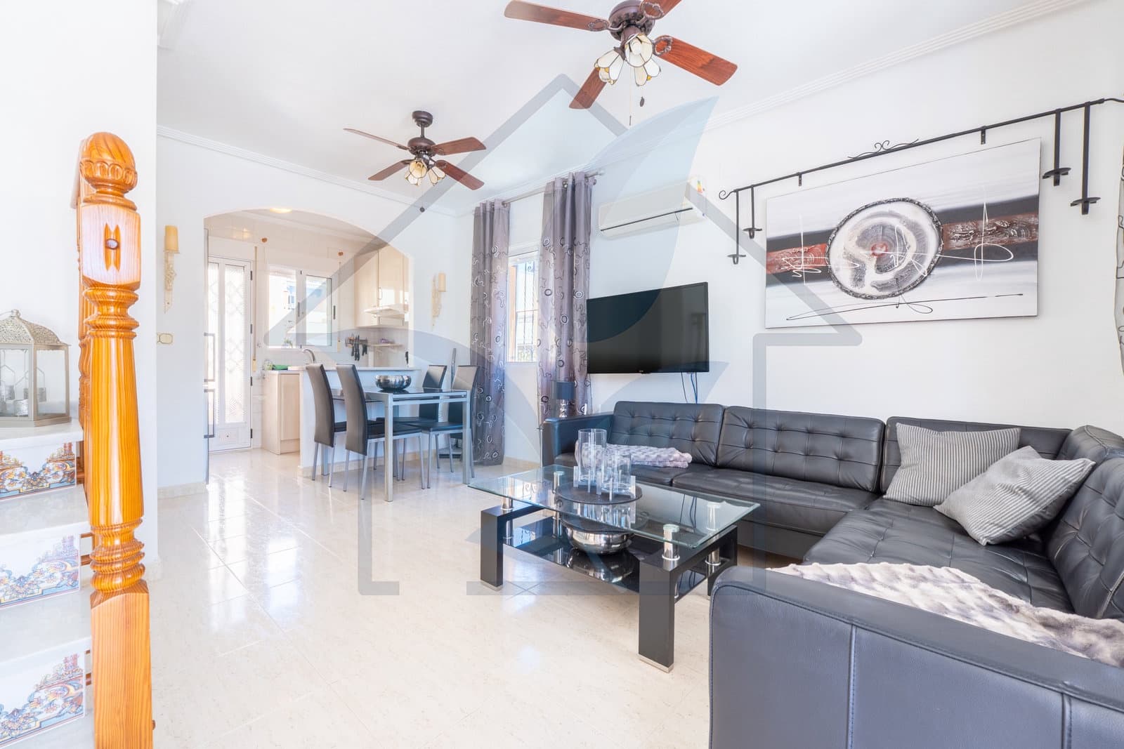 3 camera da letto Villa in vendita in Orihuela Costa con piscina garage - 330.000 € (Rif: 10004616)