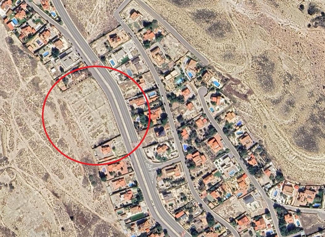 Undeveloped Land for sale in Muchamiel / Mutxamel - € 125,000 (Ref: 10004617)