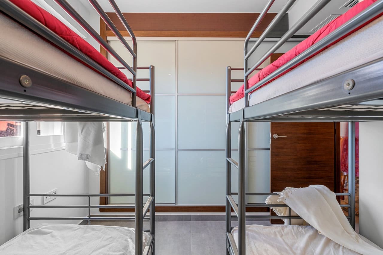 2 sypialnia Penthouse na sprzedaż w Torrevieja z basenem garażem - 279 000 € (Ref: 10004618)