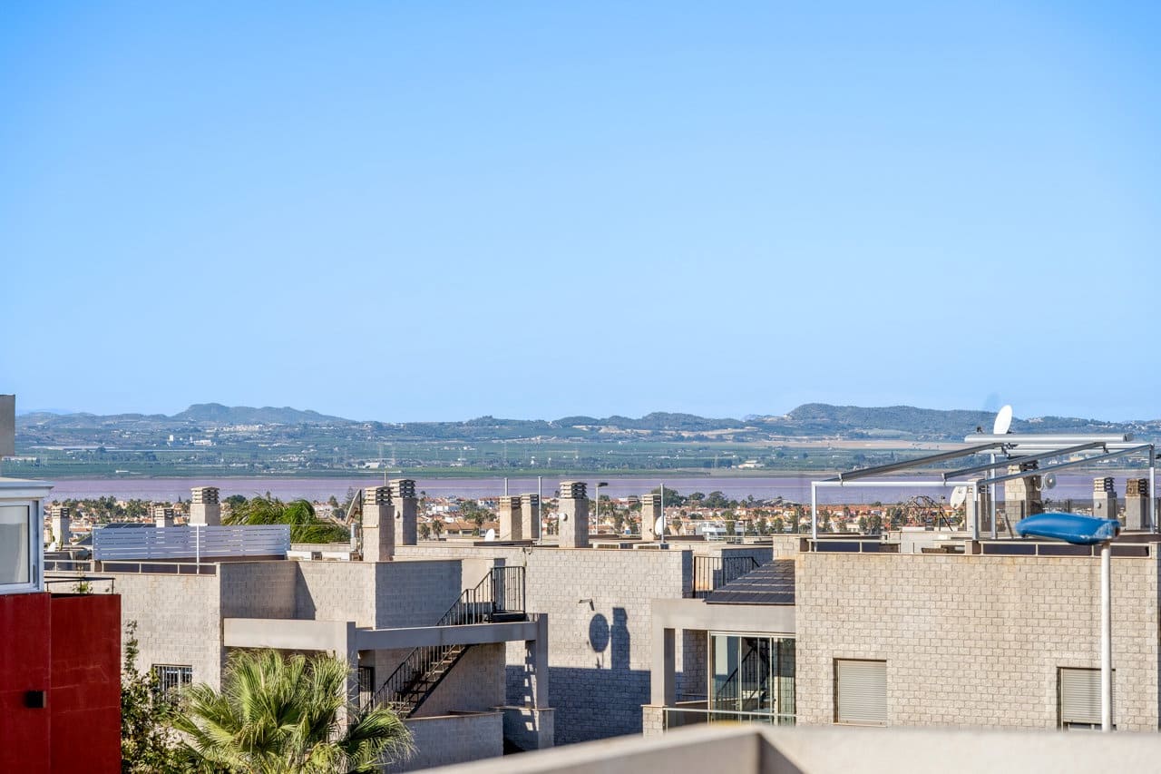 2 sypialnia Penthouse na sprzedaż w Torrevieja z basenem garażem - 279 000 € (Ref: 10004618)