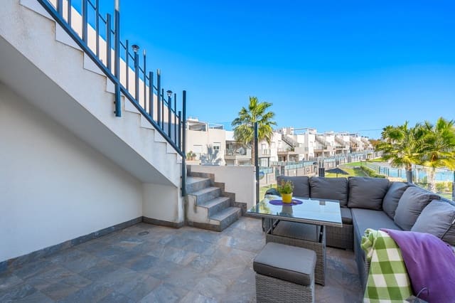 2 makuuhuone Kattohuoneisto myytävänä paikassa El Chaparral - La Siesta - La Torreta, Torrevieja mukana uima-altaan 
autotalli - 279 000 € (Ref: 10004618)