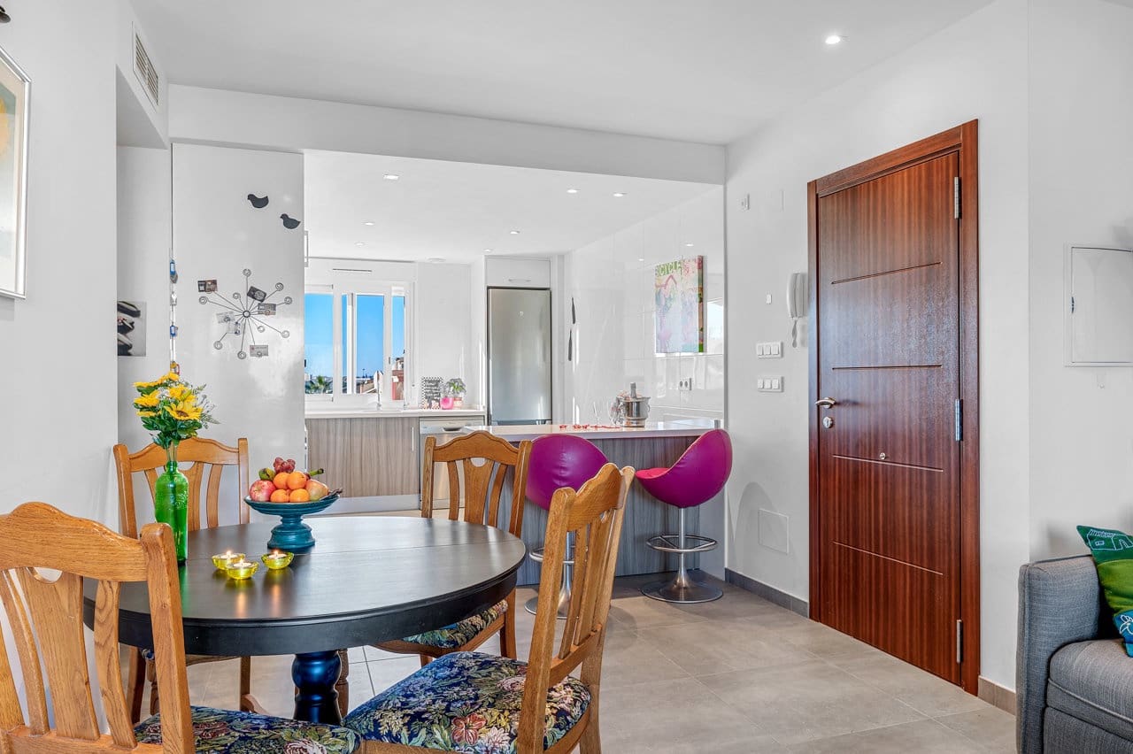 2 sypialnia Penthouse na sprzedaż w Torrevieja z basenem garażem - 279 000 € (Ref: 10004618)