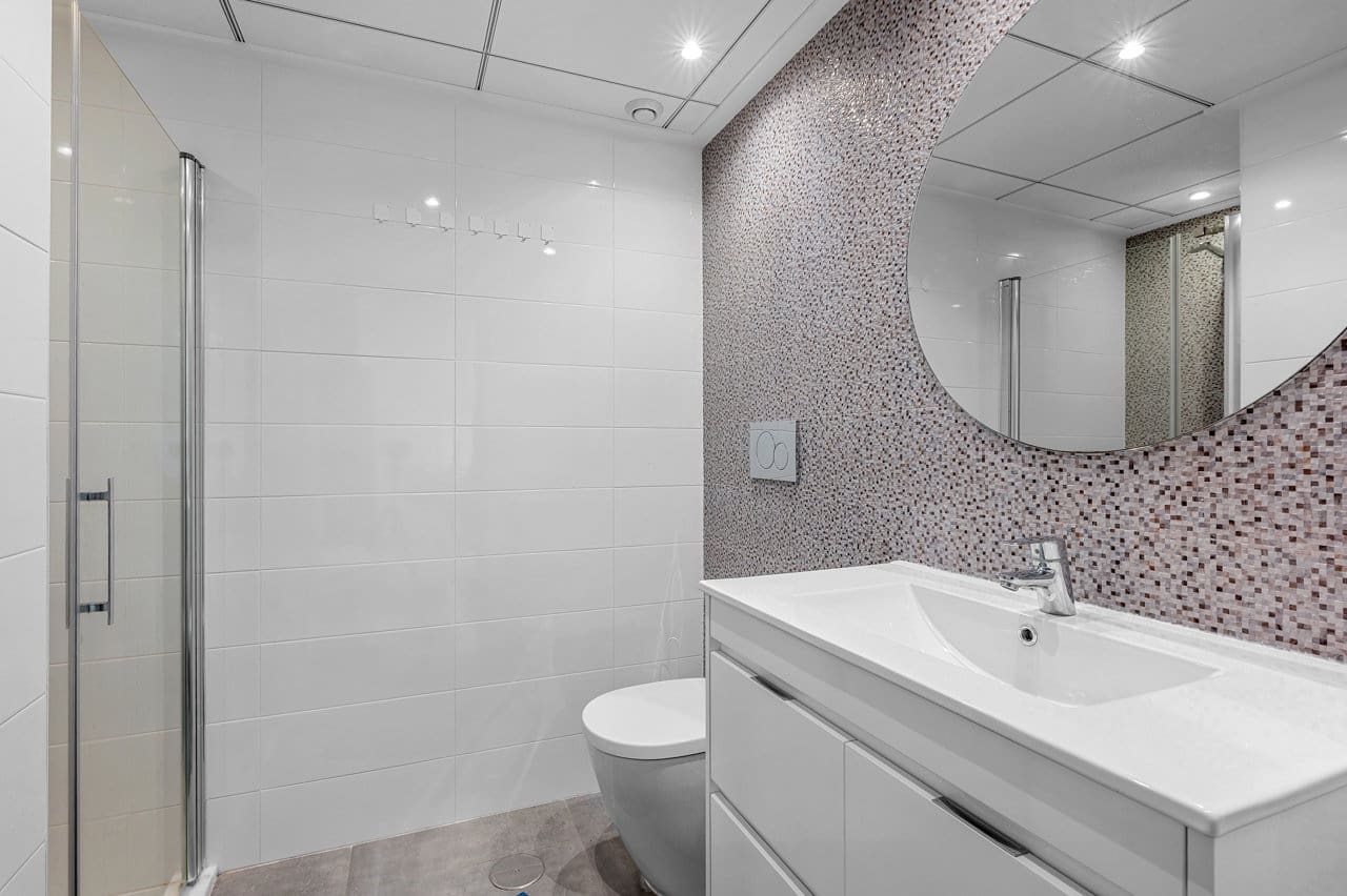 2 sypialnia Penthouse na sprzedaż w Torrevieja z basenem garażem - 279 000 € (Ref: 10004618)