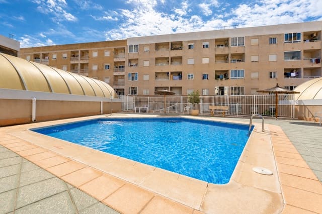 3 makuuhuone Kattohuoneisto myytävänä paikassa El Chaparral - La Siesta - La Torreta, Torrevieja mukana uima-altaan - 180 000 € (Ref: 10174229)