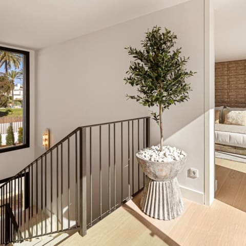 6 sypialnia Willa na sprzedaż w Nueva Andalucia, Marbella z basenem - 8 650 000 € (Ref: 9319405)